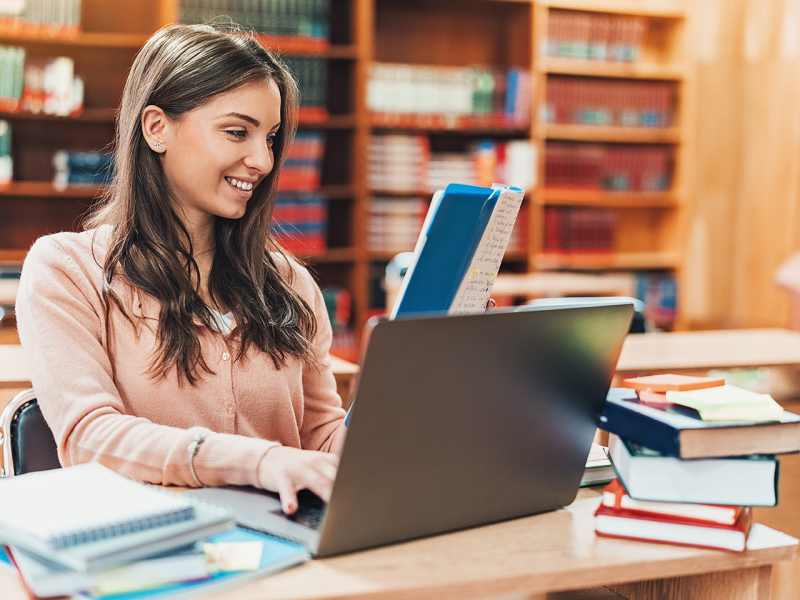 Artikelafbeelding Trainingen jongeren en digitale overheid